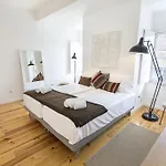 شقة Cais Apartment River View By Lovelystay *