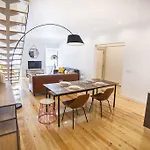 Cais Apartment River View By Lovelystay *